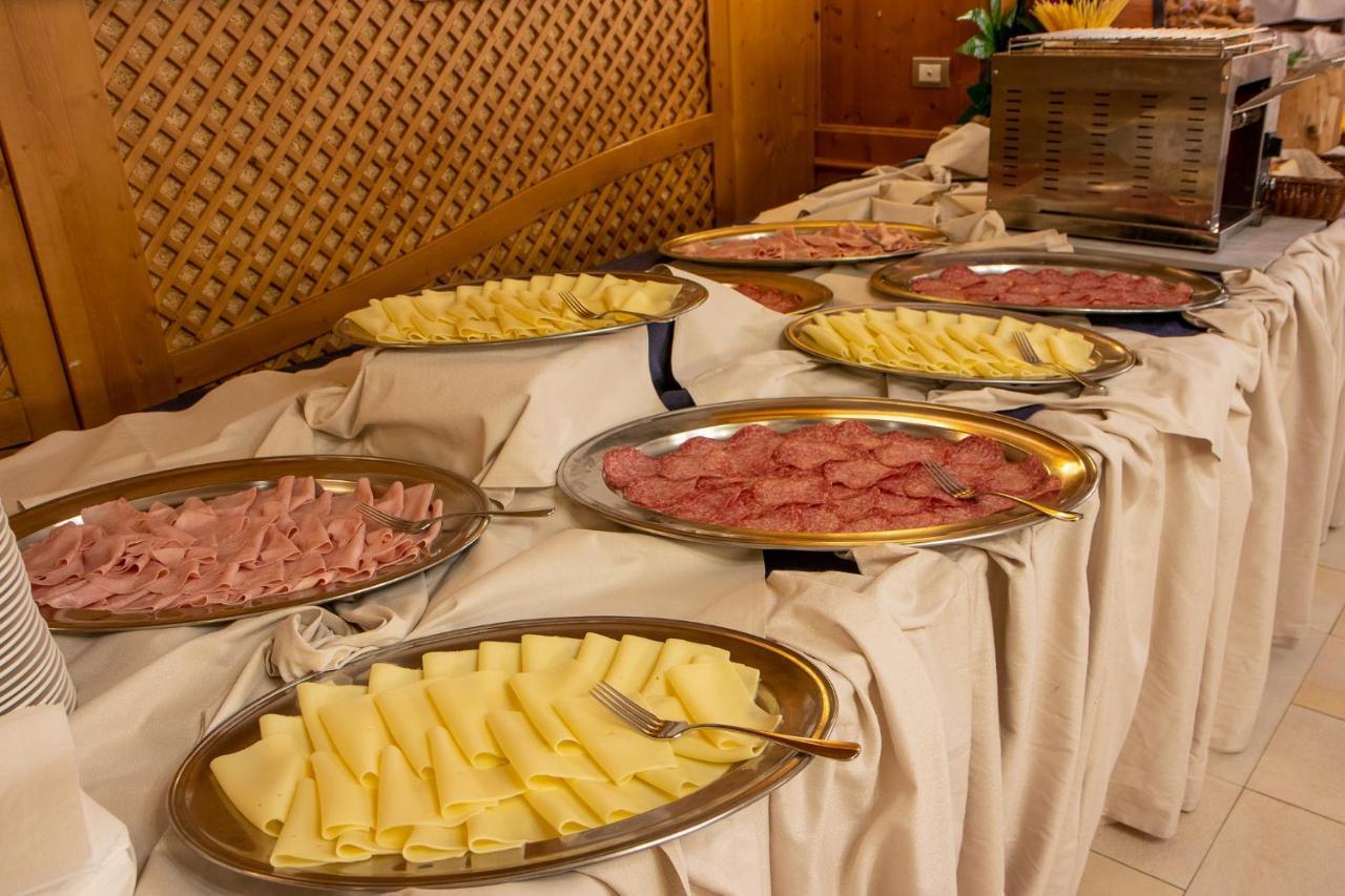 Park Hotel Folgarida Kültér fotó